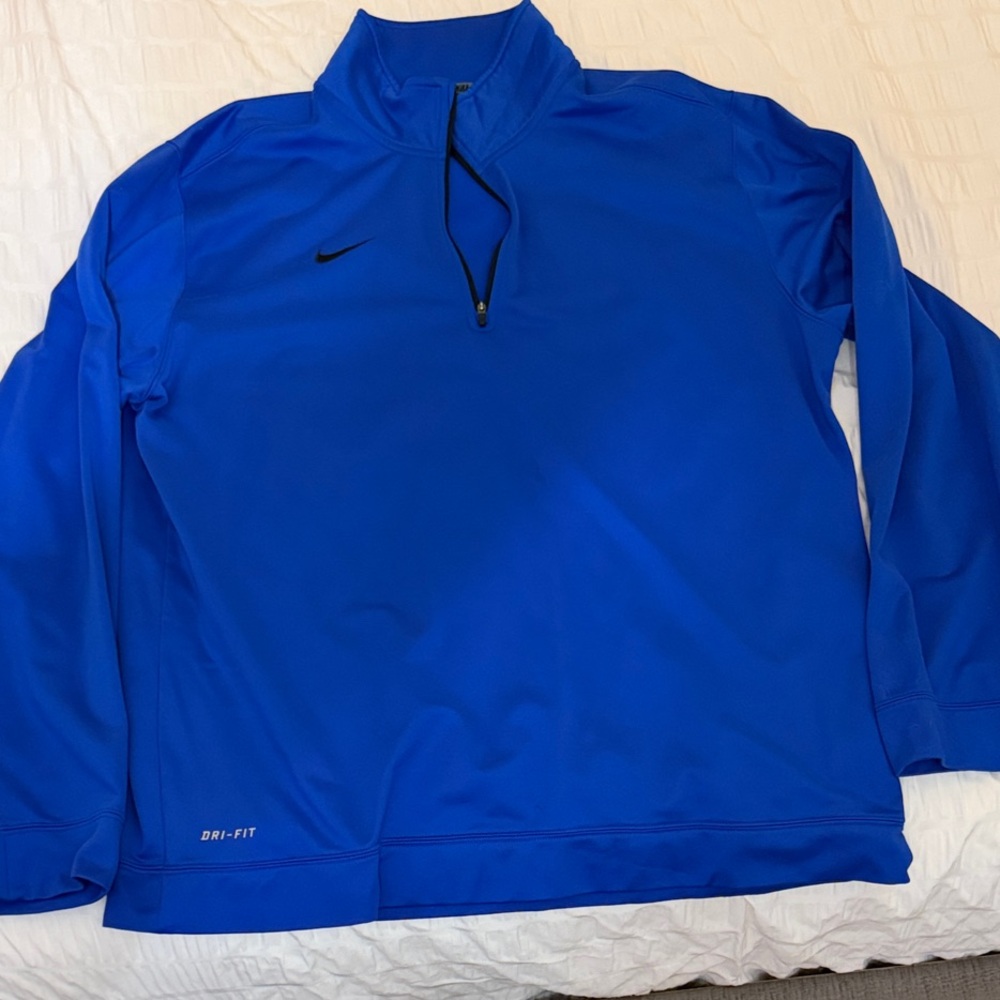Nike Men's Vibrant Blue Performance Jacket
